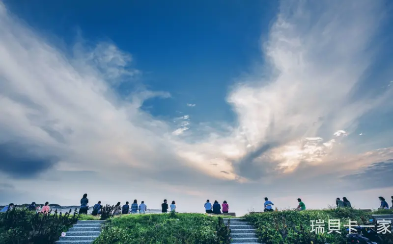 桃園也有美麗海岸~豬鼻子沙灘，特殊造型消波塊超可愛超療癒!  