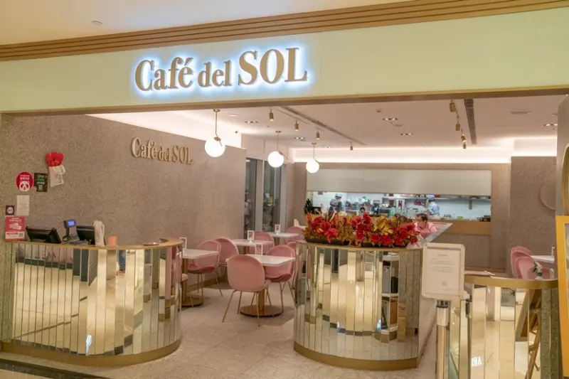 台北甜點 Café del SOL｜這聯名太罪惡！福岡人氣鬆餅推「福源花生舒芙蕾」，花生布蕾奶茶濃郁花生先必點！ · 算命的說我很愛吃