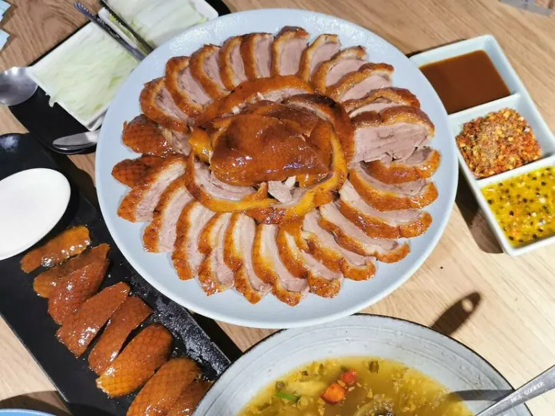 王品集團-享鴨XIANG DUCK 油亮脆皮烤鴨一鴨三吃豪華饗宴 母親節活動贈送享鴨花束手卷 品質&cp值超高的烤鴨餐廳