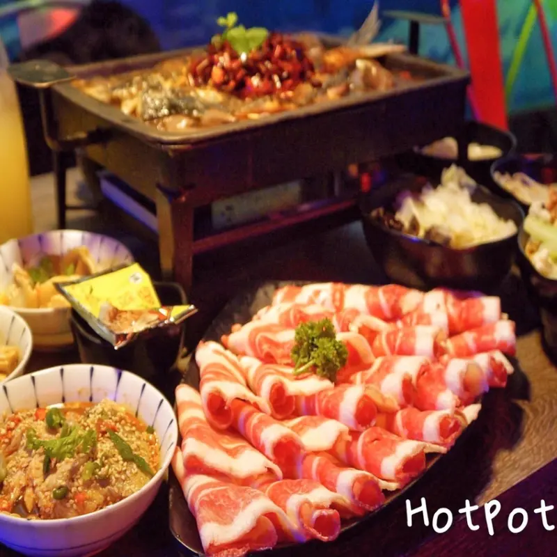 霸氣菜色好過癮！遍及中北部的新型必吃火鍋 ● 水貨烤魚火鍋 | 台中大里美食