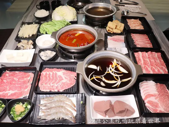 民生社區美食『沐樺火鍋超市』肉盤買2送1/2人消費滿899元還能以10元加購肉盤/台北火鍋.涮涮鍋