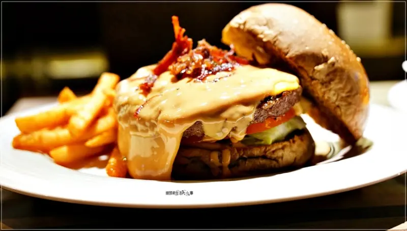 【Stan&Cat 史丹貓美式餐廳】西門捷運站／GOOGLE評論4.5顆台北最夯的美式餐廳，漢堡、早午餐、三明治、義大利麵、啤酒通通都有