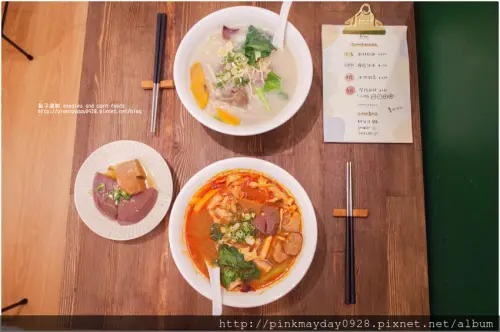 ✿台南✿ 溫馨可愛小麵店 正港古早灶爐柴燒熬製湯頭 用心親切的服務態度  過敏兒快來吃阿 ➜ 鼻子過敏 noodles and warm foods