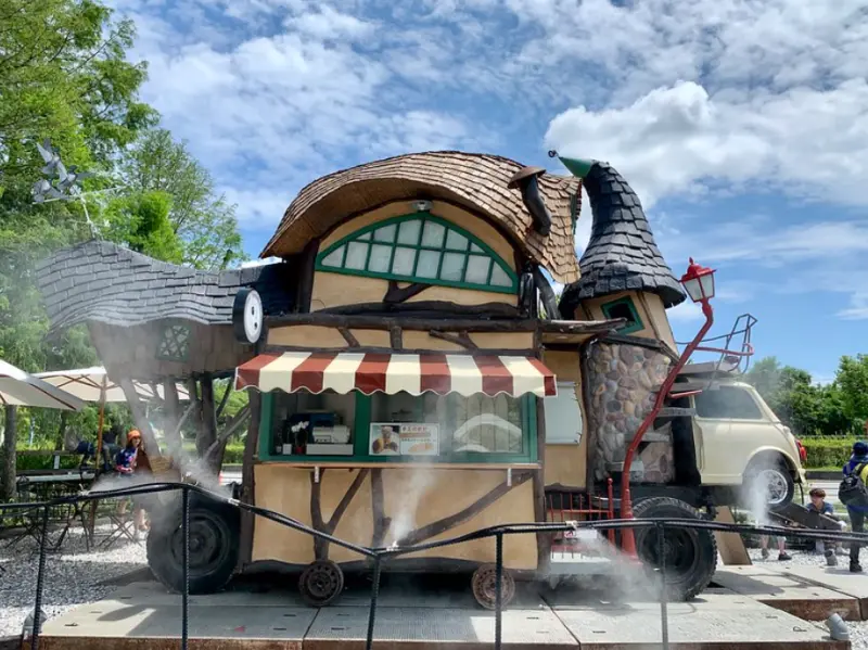 花蓮2019打卡新熱點：Mr.Sam山姆先生咖啡館怪奇城堡＆魔戒哈比屋