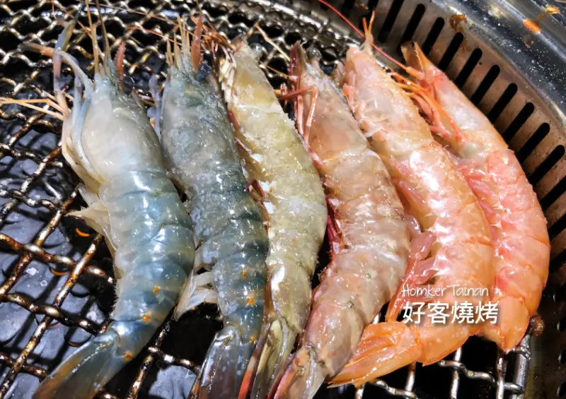 ∥台南食記∥好客燒烤酒吧/台南FOCUS店/太蝦啦/燒肉吃到飽/吃海鮮配調酒好有Feel