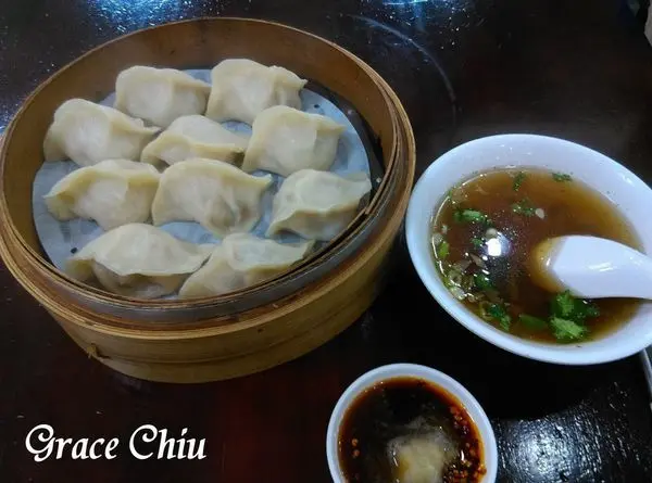 頂好紫琳蒸餃館～隱藏在頂好名店城B1的人氣小吃