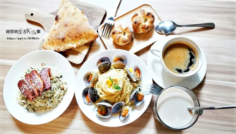 【新莊義大利麵】FOODIE LIFE／新莊捷運站／新莊美食／新莊下午茶／輕食／口袋披薩／排餐／燉飯／前菜／手工麵包／飲料／甜點(附菜單)