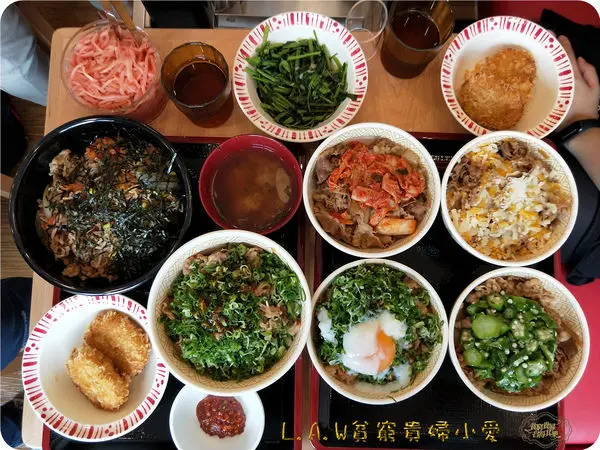 [中壢美食]SUKIYA食其家すき家/日本平價牛肉丼飯來中壢囉!!/中原商圈美食/69元牛丼79元兒童餐/附全台門市資訊