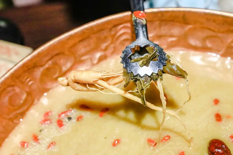 【廣宣】【行天宮站美食】仙氣火鍋.浮誇普洱茶仙氣火鍋