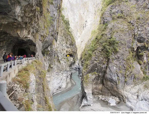 【花蓮 Hualien】太魯閣國家公園 燕子口步道欣賞壯麗的峽谷地形Taroko        
      