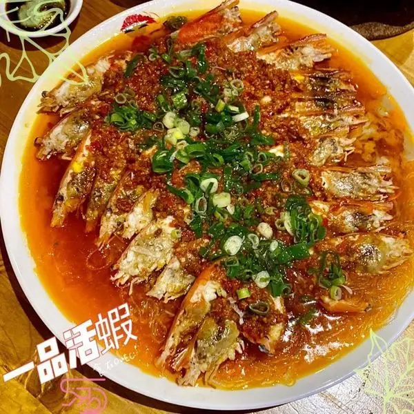 【桃園/藝文特區】泰蝦第一品牌/精緻泰國蝦專門店/好吃脆皮雞~一品活蝦桃園店