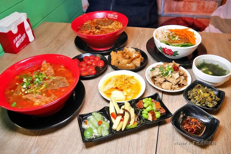 吃。台北中正《南南一村台灣牛肉麵》臨近台北車站，有著濃濃眷村味的好吃牛肉麵。北車牛肉麵推薦