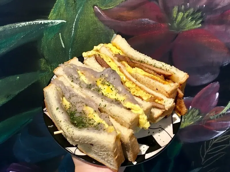 【板橋｜新埔站】鳳梨寶堡 Pineapple Baby＿傾瀉而下的芋泥讓芋頭控爆走了＿厚厚的花生醬狙擊花生控的心