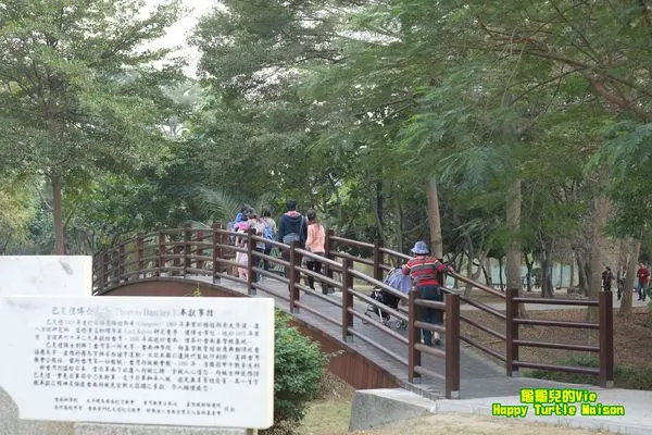 ∥龜龜Bilingual∥台南 東區 ~巴克禮紀念公園~ 林蔭 落羽松 垂楊柳 生態豐富的小秘境