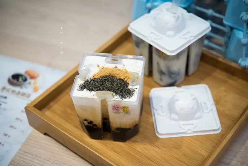 台北101｜糖朝甜品屋｜地道港式甜品結合台式手搖店全新概念專賣店｜獨創專利環保杯～好吃新奇又好玩｜捷運101站美食 @麥仔の生活日記