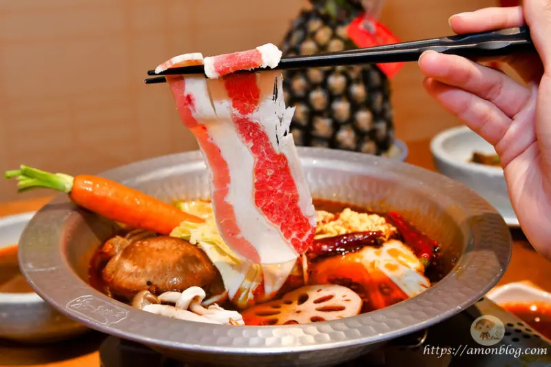 【台中美食】有春茶館~新開幕平價中式茶館推薦，大推燒酒雞和麻辣牛肉鍋，家庭團體聚餐好選擇