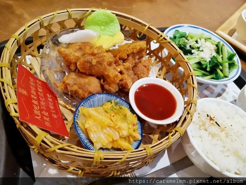 【台中南屯】有春茶館 大墩店 懷舊茶館 年代的滋味 傳統台灣味 古早味 手路菜 平日不限時、不收服務費 大墩路美食
