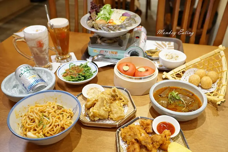 【台中南屯】有春茶館大墩店｜巷弄人氣茶館，平價簡餐小吃、珍珠奶茶、美味茶點，聚餐聊天好去處