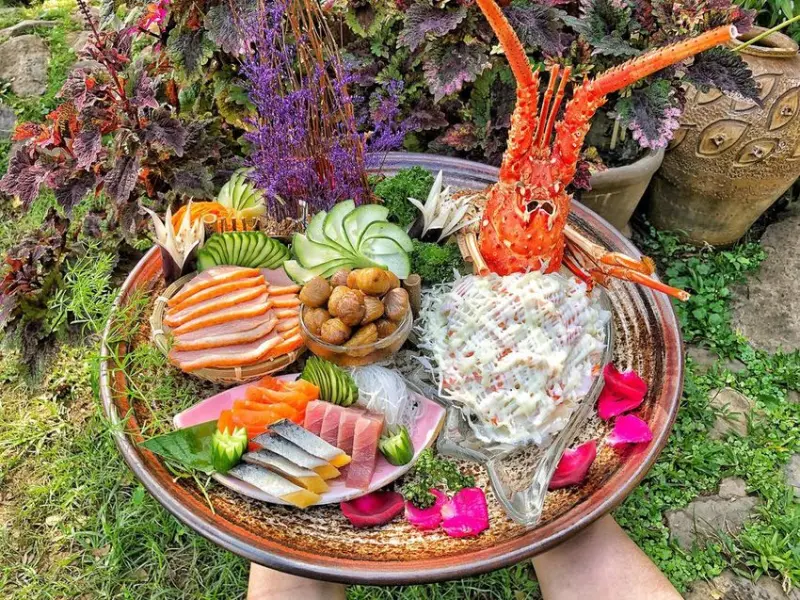 【 台中 ‧ 西屯區 】30年老字號名店東海漁村花園婚禮會館 主打新鮮海產多元化料理 尾牙春酒/除夕年菜目前火熱預購中 附設大型停車場/完整菜單