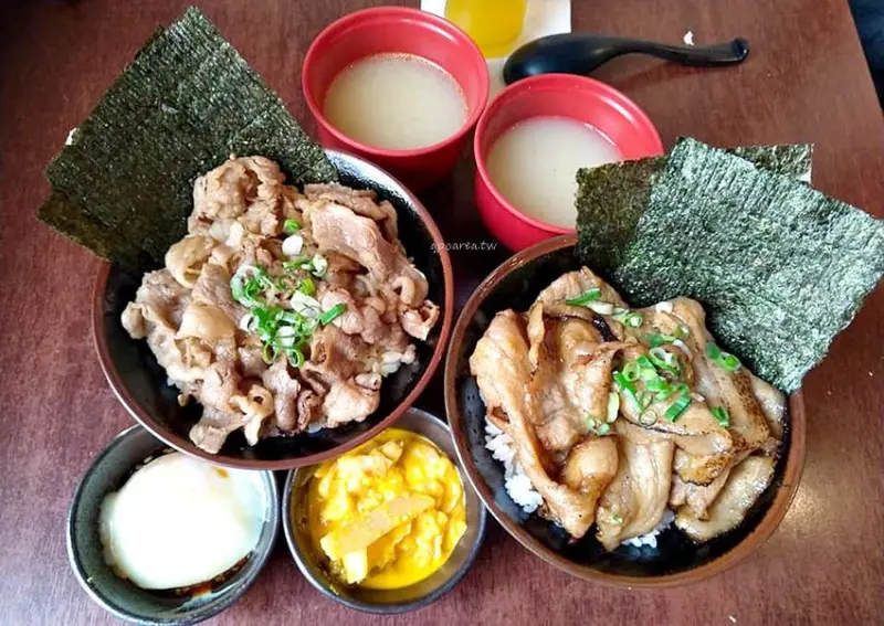 川牛木石亭｜一中商圈百元平價丼飯 免費雞湯喝到飽 升級套餐還有飲料泡菜溫泉蛋