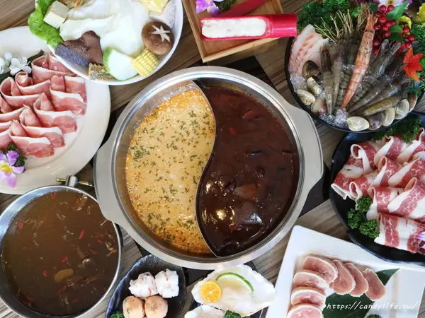 台中美食│麋鹿の鍋物〃火鍋店也吃的到薑母鴨，還有明治冰淇淋讓你吃到飽！        
      