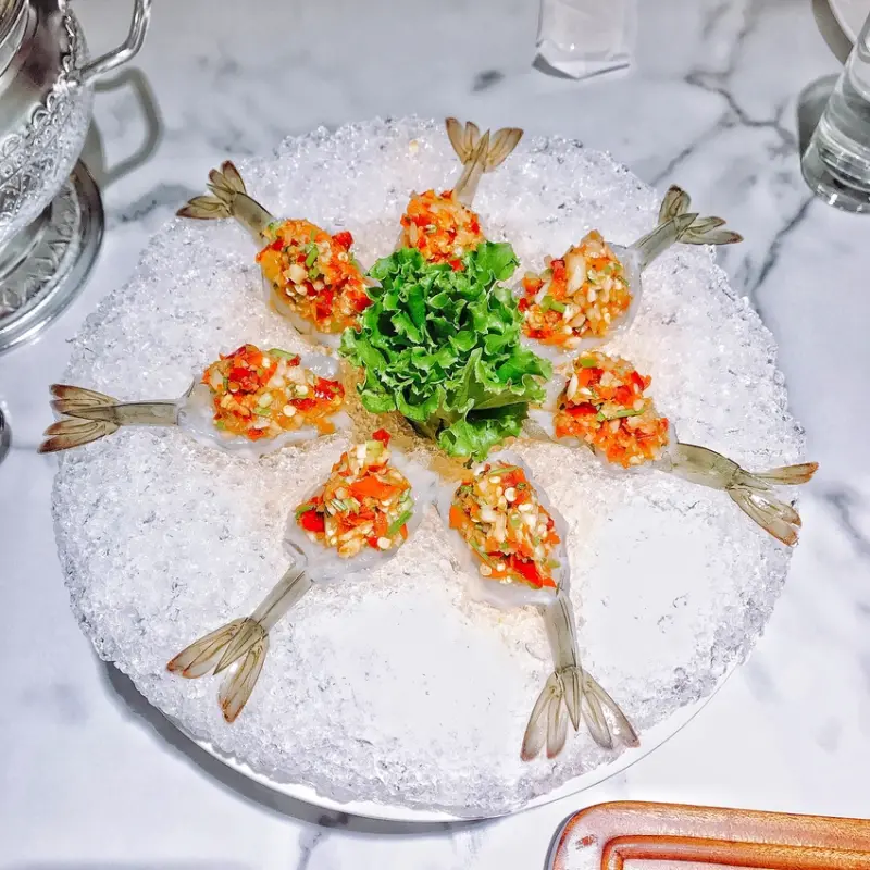 紅舍泰式料理 桃園遠百店 道地的泰式料理 紅鶴鳥 粉紅鶴 IG熱門打卡點 全新泰式網美餐廳 聚餐推薦 交通便利 桃園火車站