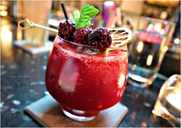 [台北中正]B Line by A Train|​​​​​​​Friday Night，我們一起微醺吧！(近捷運忠孝新生站二號出口)