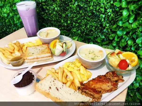 【高雄-日光城市早午餐】鳳山五甲的平價拼盤早午餐，連飲料也是佛心價格，在這度過美好早晨是最適合不過了~