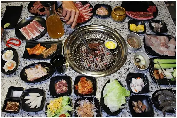 中壢｜Oh!Yaki日式精緻炭火燒肉(中壢店)．新開幕新竹人氣吃到飽比臉大安格斯牛排$599任你吃/燒烤吃到飽/中壢宵夜燒烤/啤酒無限暢飲