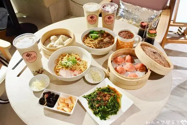 【台北中山區】誠品南西店必吃道地台灣味！台式街頭私房菜與原葉茶飲結合『金品茶語』