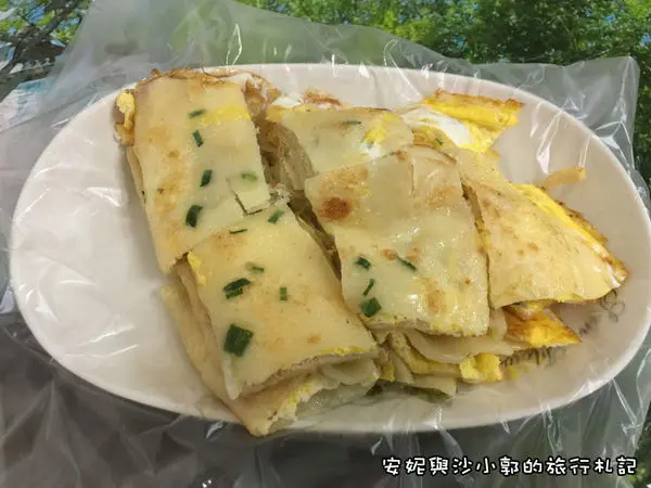 【苗栗。竹南】沒吃過原火車站蛋餅  別說你是竹南人  隱藏巷弄竹南早餐  Ｑ彈手工蛋餅+花生湯-原火車站早點