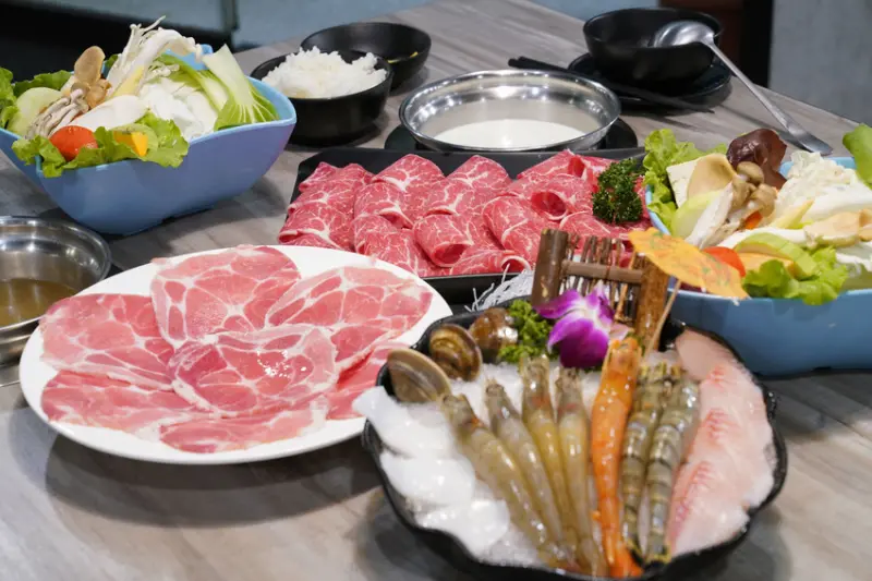 【台北美食】肉你好Yoloniku-鍋物專賣店｜蘆洲｜蘆洲火鍋｜三重美食｜