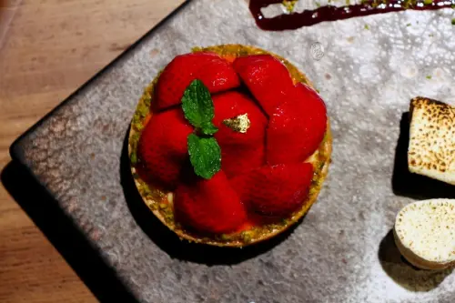 【市政府阪急】Out of Office Cafe 不在辦公室- 不限時200坪咖啡廳