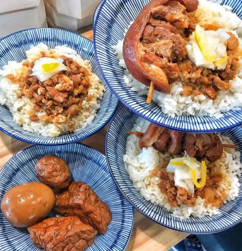 朝馬轉運站近期很夯的爌肉飯！─評價很高！！【美食】─金爌爌肉飯─台中西屯