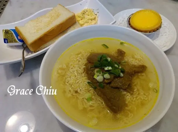 泰昌餅家(板橋車站店)，美味皇牌蛋撻從早餐時段開始就吃的到