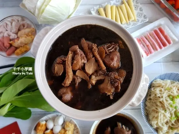 宅配年菜│民雄海產餐廳-宅配送禮人氣NO.1- 何首烏帝王雞，傳承30年的精典養生藥膳湯　