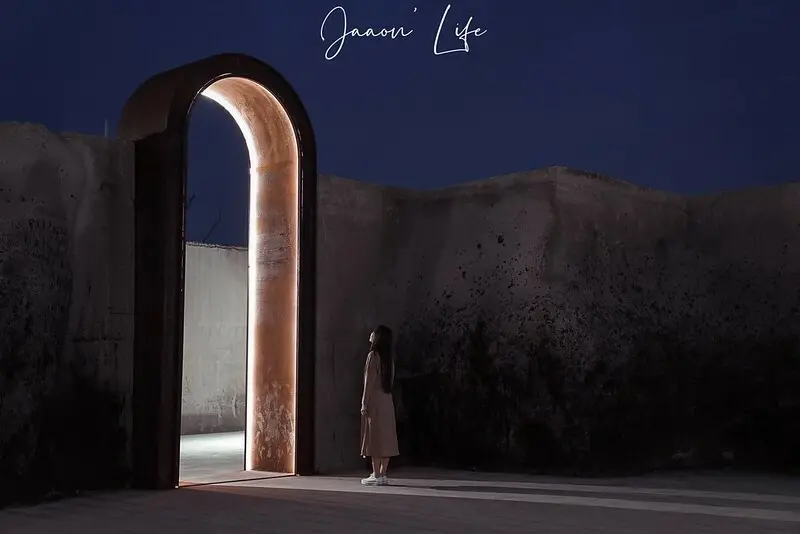 【屏東市｜景點】屏東縣民公園。2021年屏東最新景點，荒廢27年改建，成了網美拍照熱點，金字塔、地坑遺跡、鄰水步道