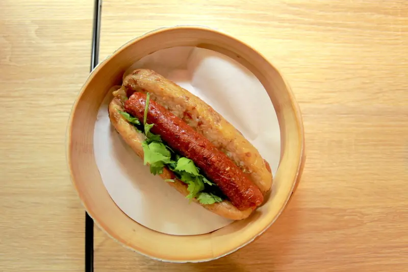 吃。高雄|路竹區。位在豪宅區隔壁，精緻素食的享受「八寶閣御廚房」。