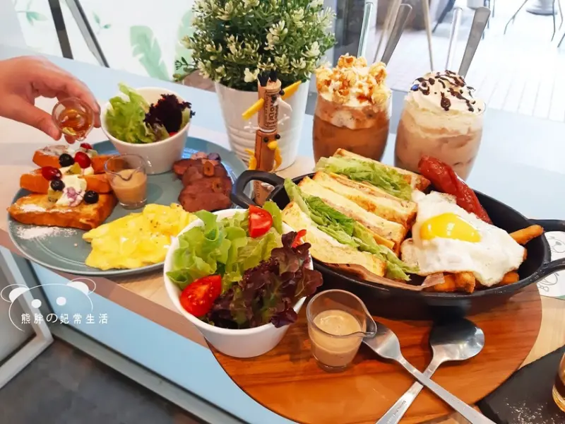【台中南屯】Chow Chow Cafe 巧巧咖啡田園鮪魚法式吐司料理美味正點，咖啡濃純順口，值得......