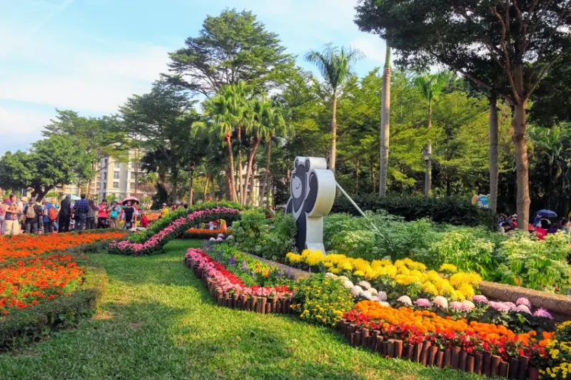 台北市慢慢玩：士林官邸公園2018年菊世遨遊（免費看展，展期自2018.11.30~12.16）