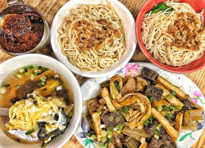 【 台南 ‧ 東區 】近後甲圓環的上味麵食館 台南消夜的好去處 滷味便宜又好吃