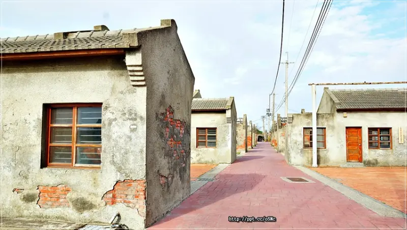 【彰化景點】蛤蠣兵營／線西景點／廢棄兵營／IG熱門打卡景點／50年歷史遺跡／毋忘再莒／西濱公路