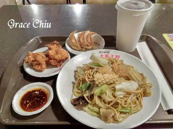 大阪王將餃子專門店(台灣二號店，新光三越台北站前店)