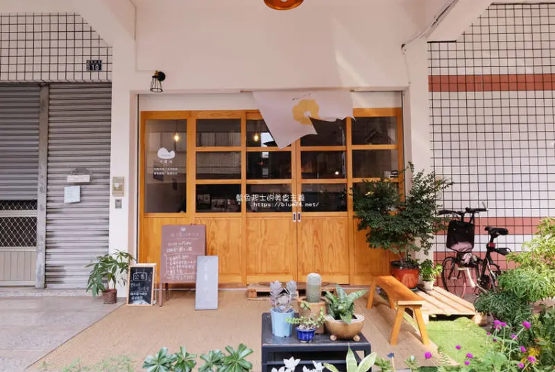 南投埔里│不靠海工作室-日系文青咖哩美食、甜點、咖啡、喫茶之14席小食堂 - 藍色起士的美食主義