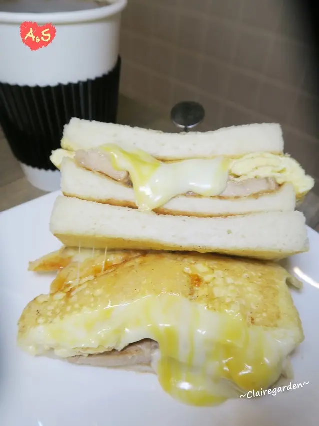 台北 捷運西門站 可蜜達~超爆漿雙層起司吐司，甘蔗煙燻紅茶