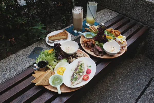 台中美食｜找伍食Find Fifth-台中西區健康飲食早午餐，豆漿派好吸睛