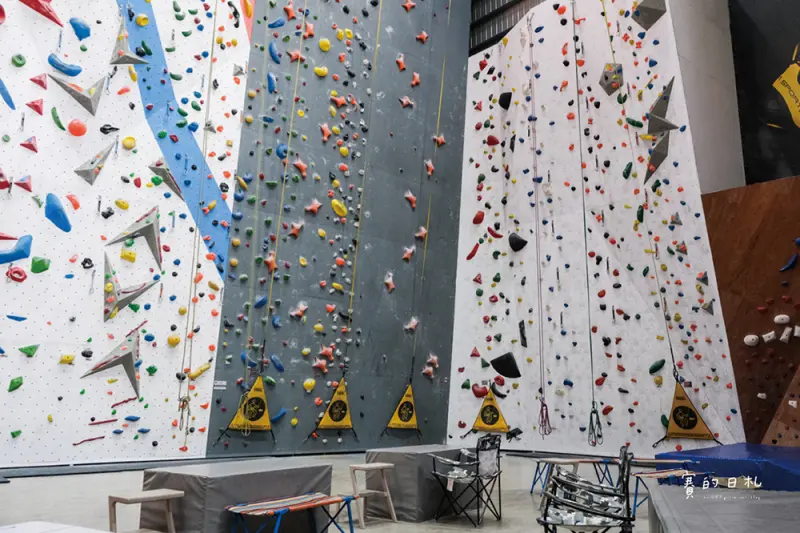 台中攀岩 Dapro indoor climbing 室內攀岩場｜台灣設備最齊全的攀岩場，完美場地、專業教練，新手來也可以快快上手！