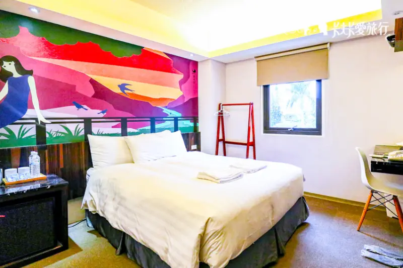 花蓮飯店-回然慢時旅居｜花蓮車站旁高質感文創旅店高CP值飲料餅乾吧吃到飽