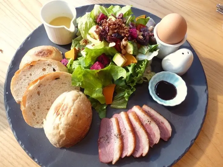 不只味覺品嚐咖啡味道,還能嗅覺体驗咖啡香氣,位於內湖碧湖公園附近的咖啡店-『體驗券』、『香投咖啡』体驗心得              