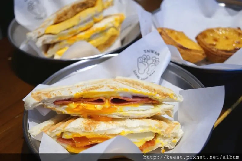 不管熱壓三明治還是蛋塔都走芋泥風的-倆倆號-南港中信店@捷運南港軟體園區站@中國信託金融園區